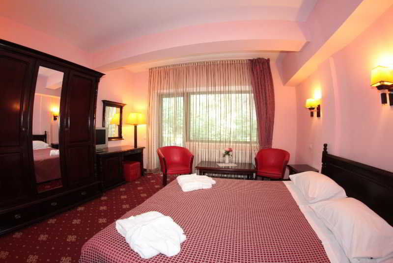Hotel Bellavista Brasov à Săcele Extérieur photo