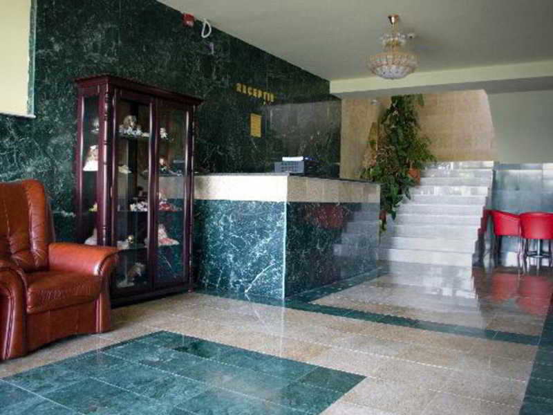 Hotel Bellavista Brasov à Săcele Extérieur photo